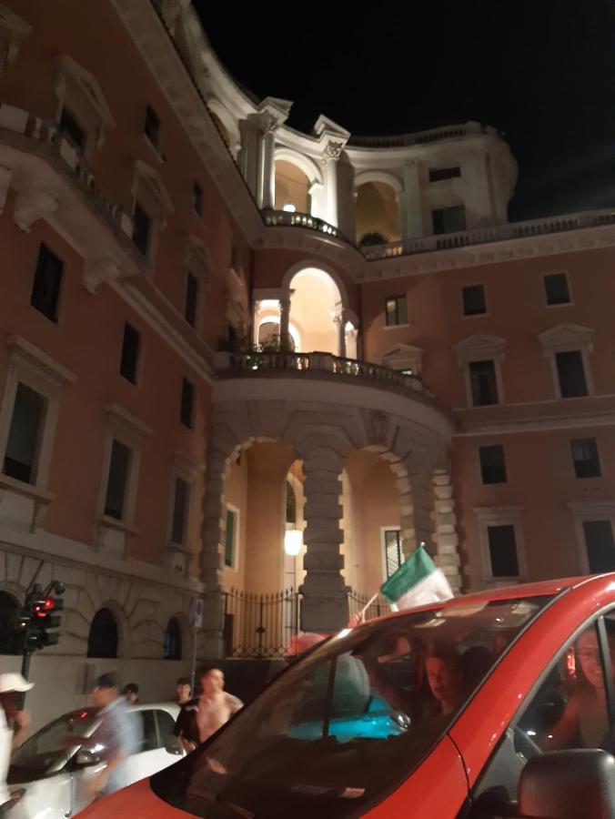 Luxury House Belle Arti 3Bedr Piazza Del Popolo Roma Exterior foto
